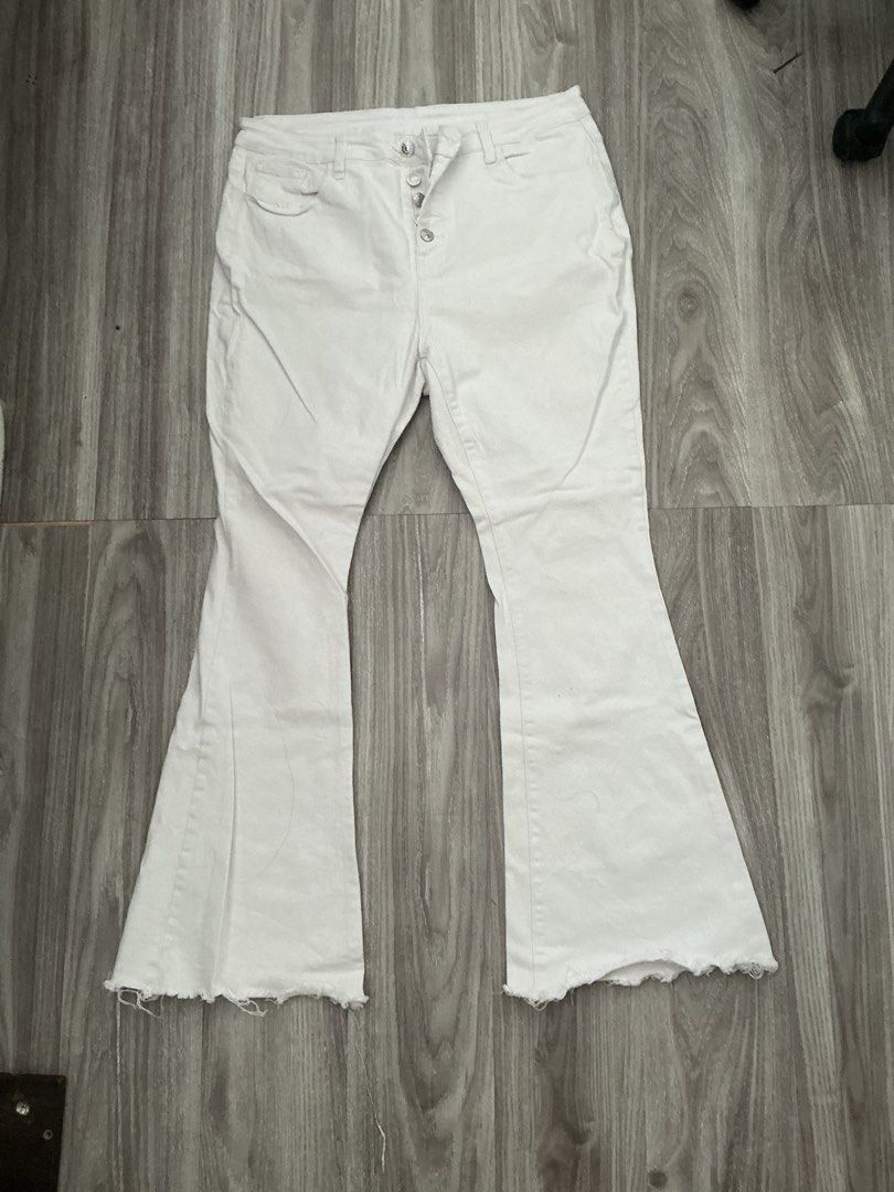 White Bootcut Jeans (Category: Jeans) located in Manila. Submitted by TCC.ETC (Listing ID 1465176632, Image 1). Description: 💕 Lightly used 💕 j&t delivery .