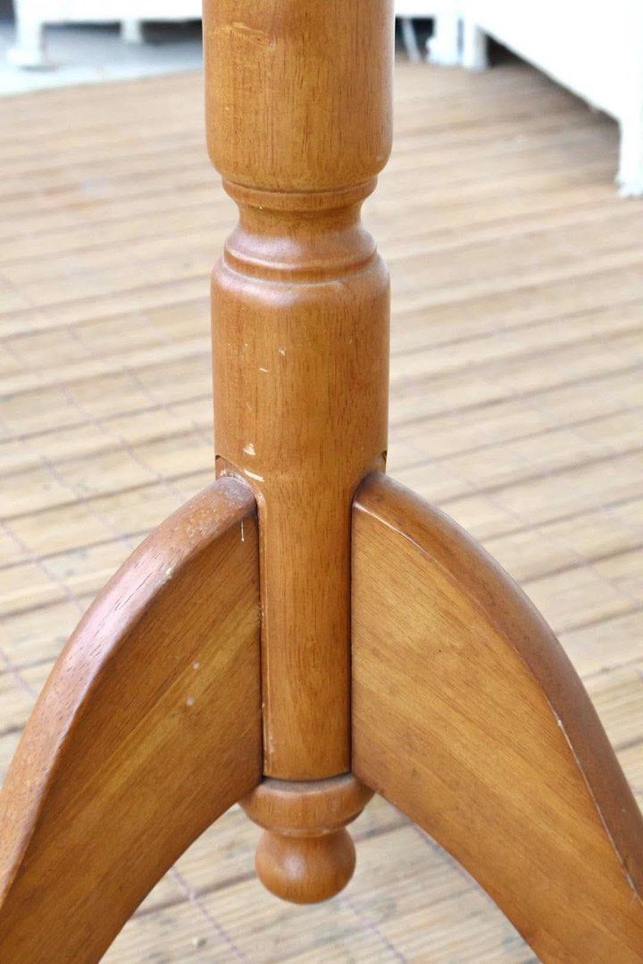 WOODEN COAT RACK WITH 10HOOKS (Category: Other Home Furniture) located in Manila. Submitted by jerichocal17856 (Listing ID 1465296251, Image 2). Description: JAPAN SURPLUS FURNITURE WOODEN COAT RACK WITH 10HOOKS Size 19L x 72H in inches (AS-IS ITEM) *Minimal Scratch Only IN GOOD CONDITION.