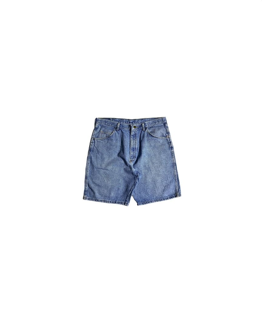 WRANGLER BASIC JORTS (Category: Shorts) located in Davao. Submitted by premiumdept. (Listing ID 1465224569, Image 1). Description: WRANGLER BASIC JORTS Size: Dimes: 34x20 Leg hole: 11 Color rate: 10/10 Condition: As new! Issue(s): None Mine: 650 ___ - Sf buyers expenses - Mine | Steal | Premium | basis only - Check details before buying - Color may vary due to lighting - Manage your expectations, issues may not be seen or indicated..