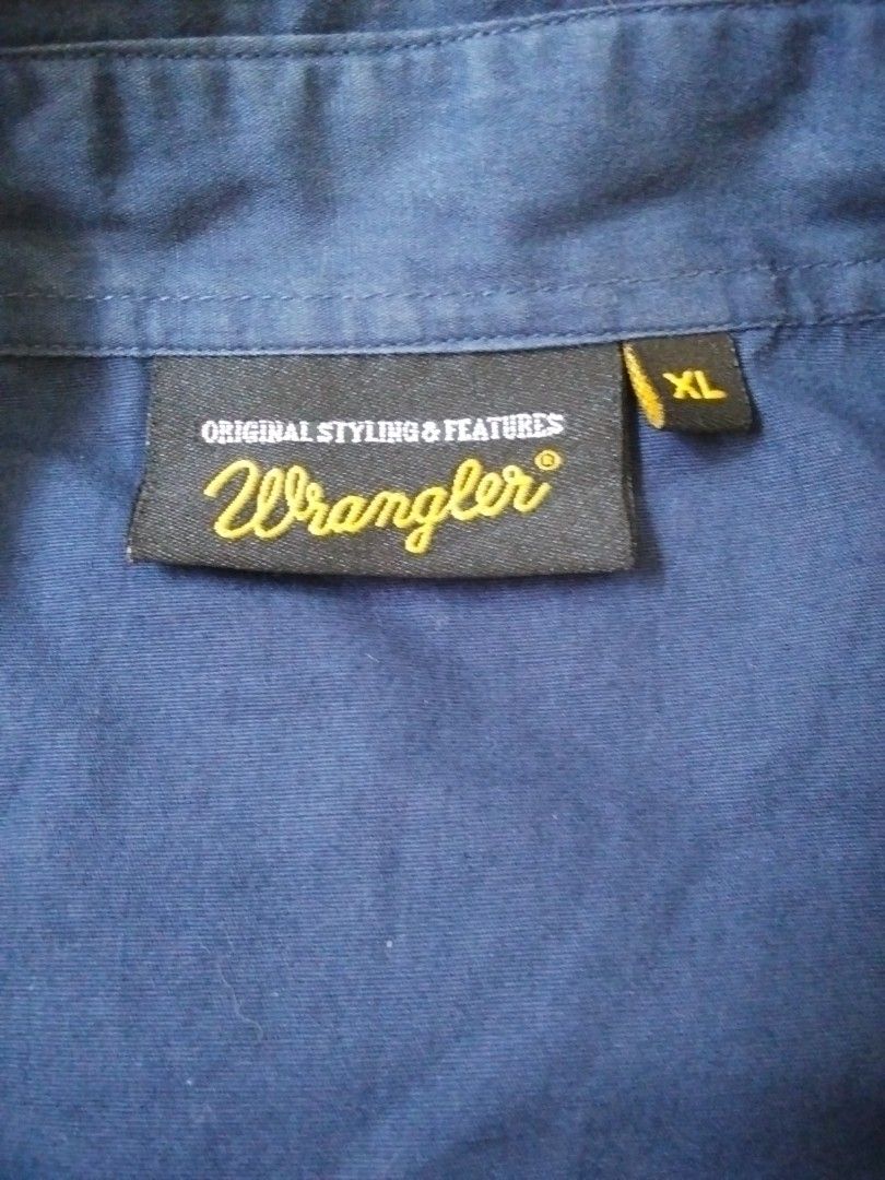 Wrangler Men's polo shirt (Category: Tshirts & Polo Shirts ) located in Calasiao. Submitted by alluringvenus.thriftshop (Listing ID 1465189873, Image 3). Description: very good condition from USA balik bayan box.