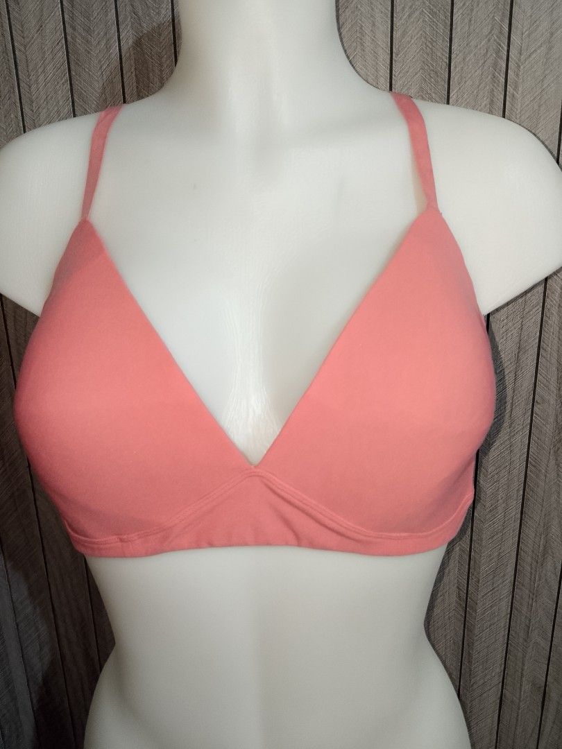 XL SOFIA VERGARA ORANGE BRA NONWIRE PADDED (Category: Undergarments & Loungewear) located in Manila. Submitted by truecrystal-1407 (Listing ID 1465188885, Image 3). Description: .