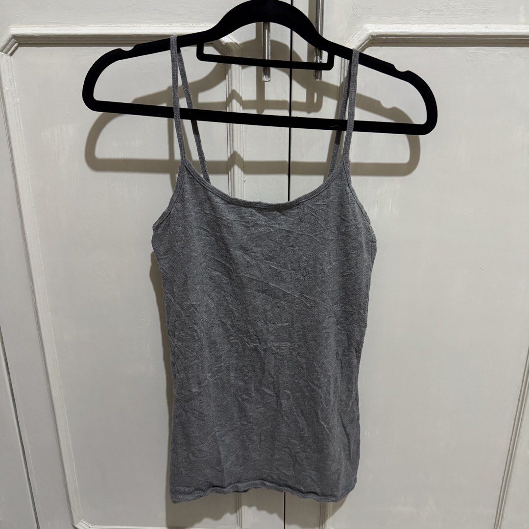 XXI Tank Top (Category: Sleeveless) located in Vigan. Submitted by chiyannav (Listing ID 1465336959, Image 1). Description: .
