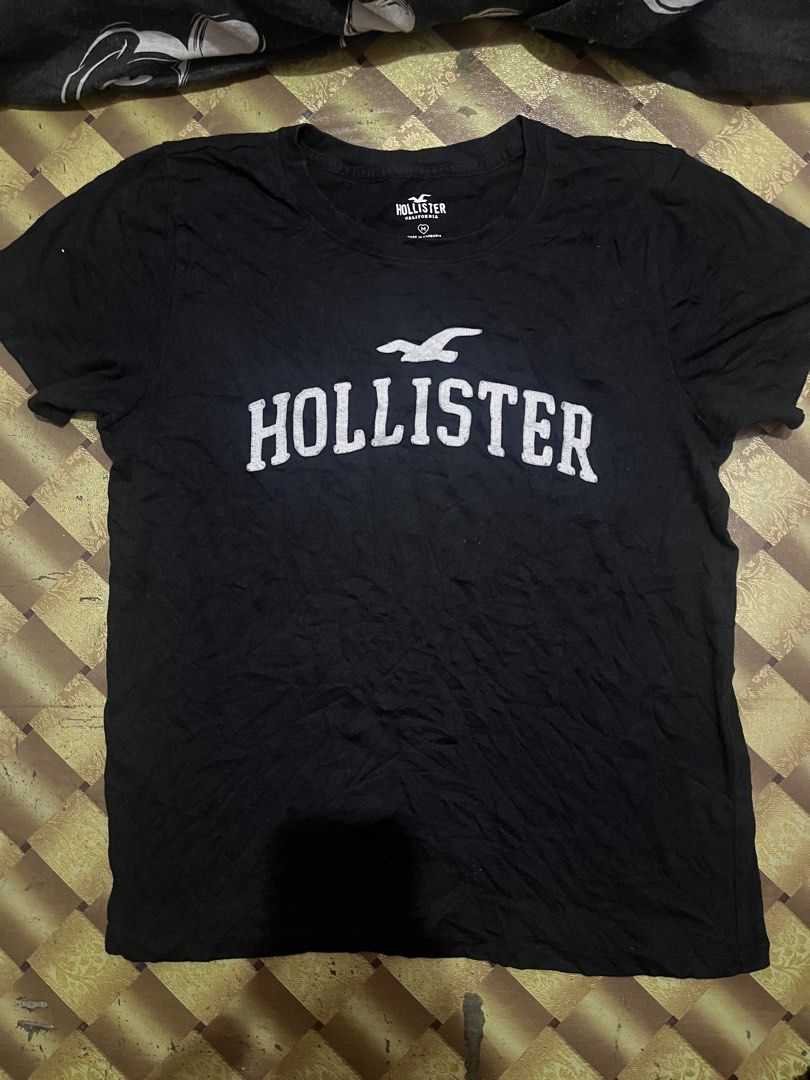 Y2k Holister (Category: Shirts) located in Baler. Submitted by shneyy (Listing ID 1465311347, Image 3). Description: .
