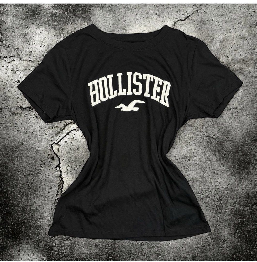 Y2k Holister (Category: Shirts) located in Baler. Submitted by shneyy (Listing ID 1465311347, Image 1). Description: .
