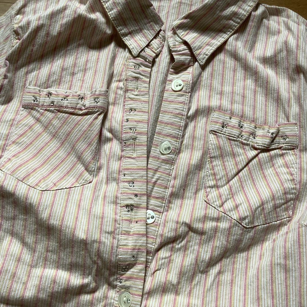 Y2k pink pinstripes longsleeve top (Category: Longsleeves) located in Santa Rosa. Submitted by lilyestrell (Listing ID 1465175457, Image 2). Description: size: medium.