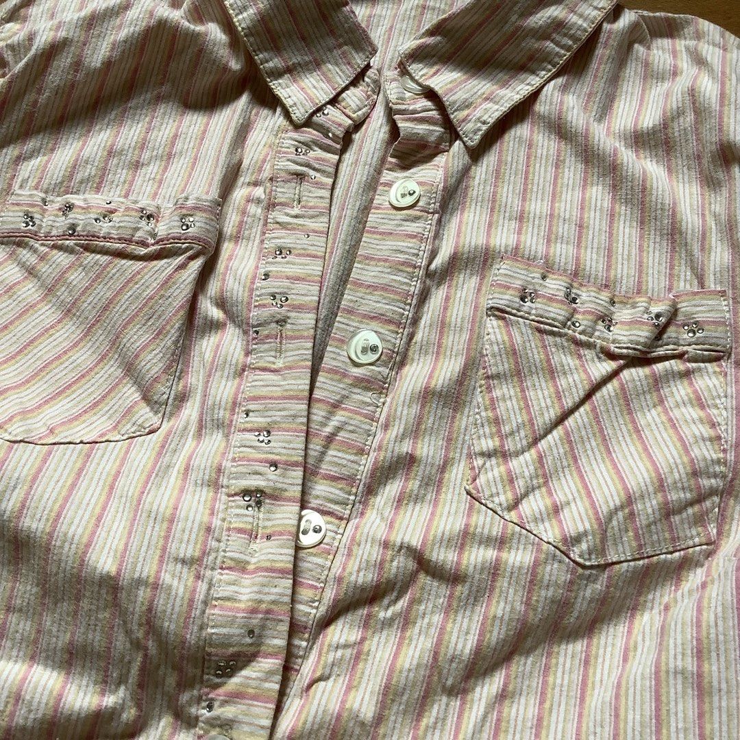 Y2k pink pinstripes longsleeve top (Category: Longsleeves) located in Santa Rosa. Submitted by lilyestrell (Listing ID 1465175457, Image 3). Description: size: medium.
