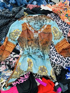 (Category: ) located in . Submitted by leans_closet (Listing ID 1465298283, Image 1). Description: .