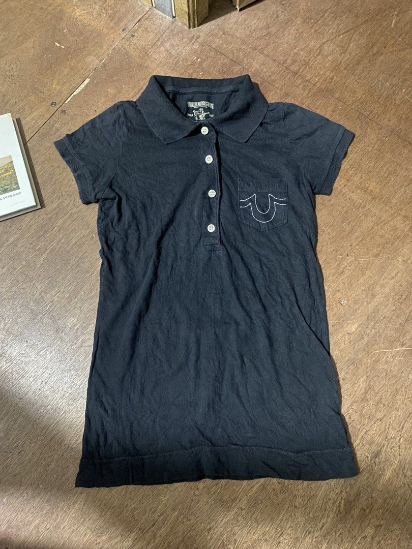 Y2K True Religion (Category: Shirts) located in Santa Rosa. Submitted by vicchamp (Listing ID 1465228331, Image 1). Description: .