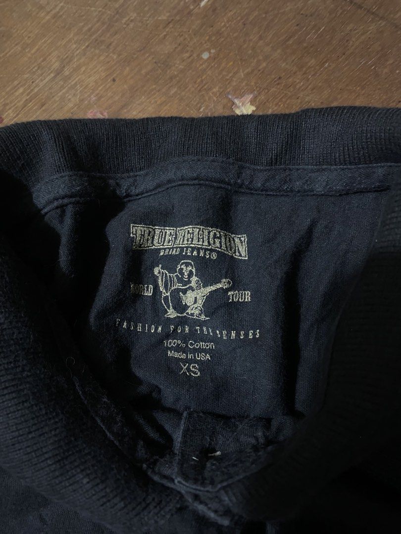 Y2K True Religion (Category: Shirts) located in Santa Rosa. Submitted by vicchamp (Listing ID 1465228331, Image 3). Description: .