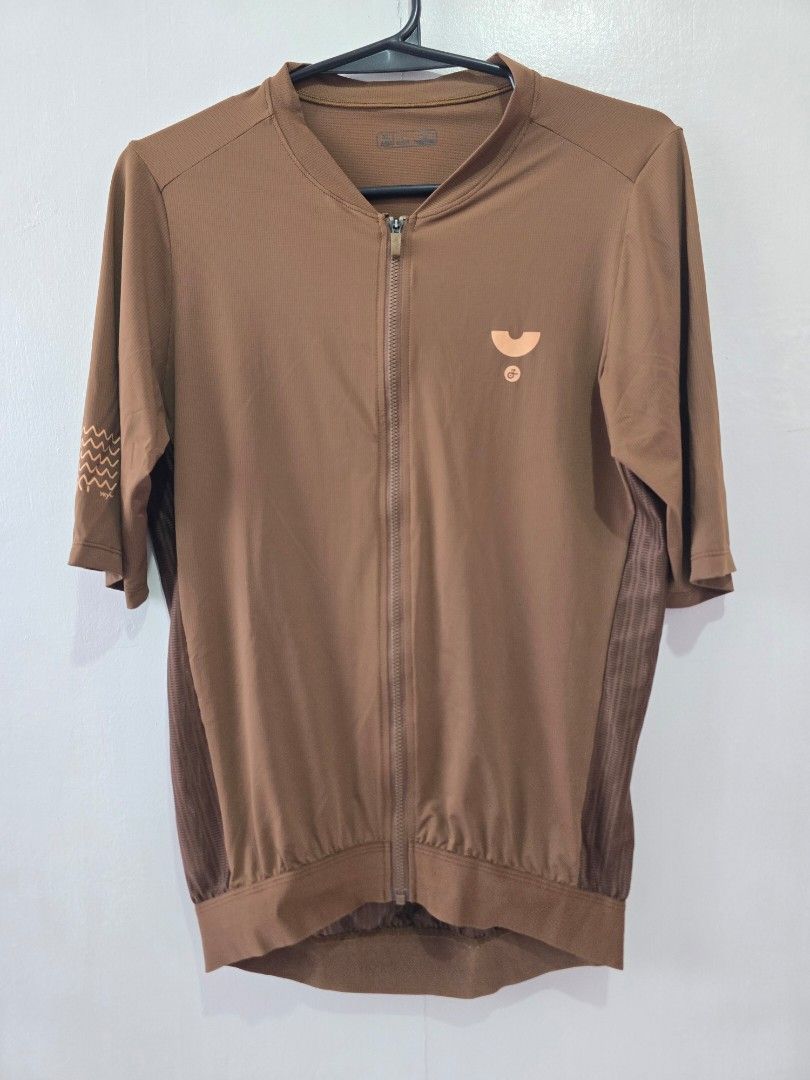 YKYW Cycling Jersey (Category: Activewear) located in Abuyog. Submitted by rmrtabs (Listing ID 1465186381, Image 1). Description: YKYW cycling jersey Size: Asia XL or US Large. Pro fitting. It can fit medium to large Color may vary due to lighting. Item is in Abuyog and Tacloban. Shipping is available via j&t. Note: All jerseys are pre-owned. Please expect normal signs of use and minor wear. Any significant flaws or issues will be clearly stated 