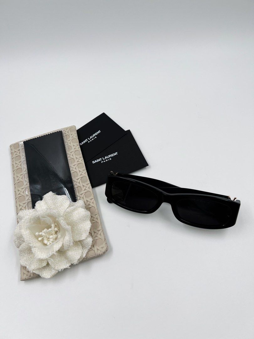 ⚜️YSL black - rectangle sunglass (Category: Luxury Accessories) located in Makati City. Submitted by 90sangel (Listing ID 1465208261, Image 1). Description: •Item: YSL rectangular acetate sunglass with nylon lenses & wide temples 🤎 *cassandre detail at temples 100% uva/uvb protection not compatible with prescription lenses no box included • auth card + universal case only sale & hard to find ✨.