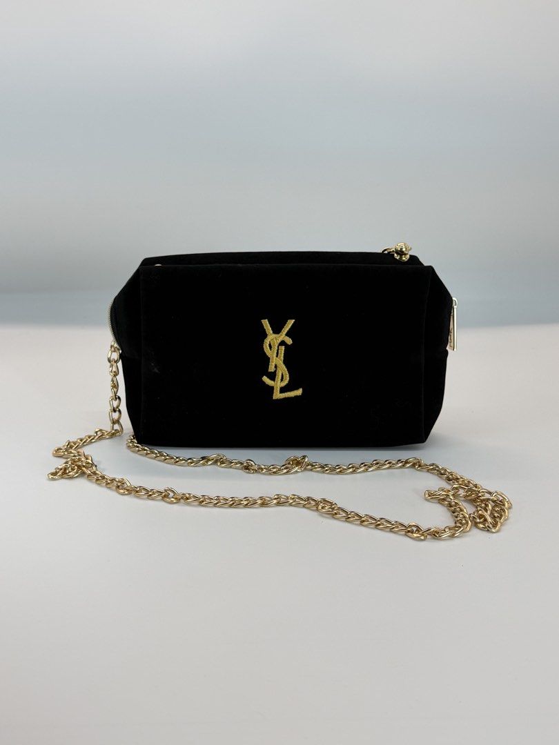YSL GWP (Category: Luxury Bags & Wallets) located in Bulacan. Submitted by karisma_noverra (Listing ID 1465293772, Image 1). Description: Last 4 slots left.