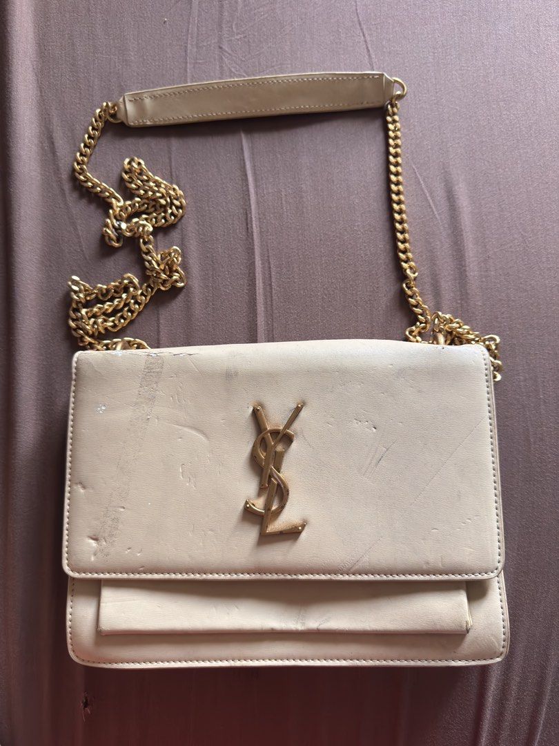 YSL shoulder bag (Category: Luxury Bags & Wallets) located in Pasig City. Submitted by ce_16 (Listing ID 1465237701, Image 1). Description: with minimal signs of usage needs clenaing .