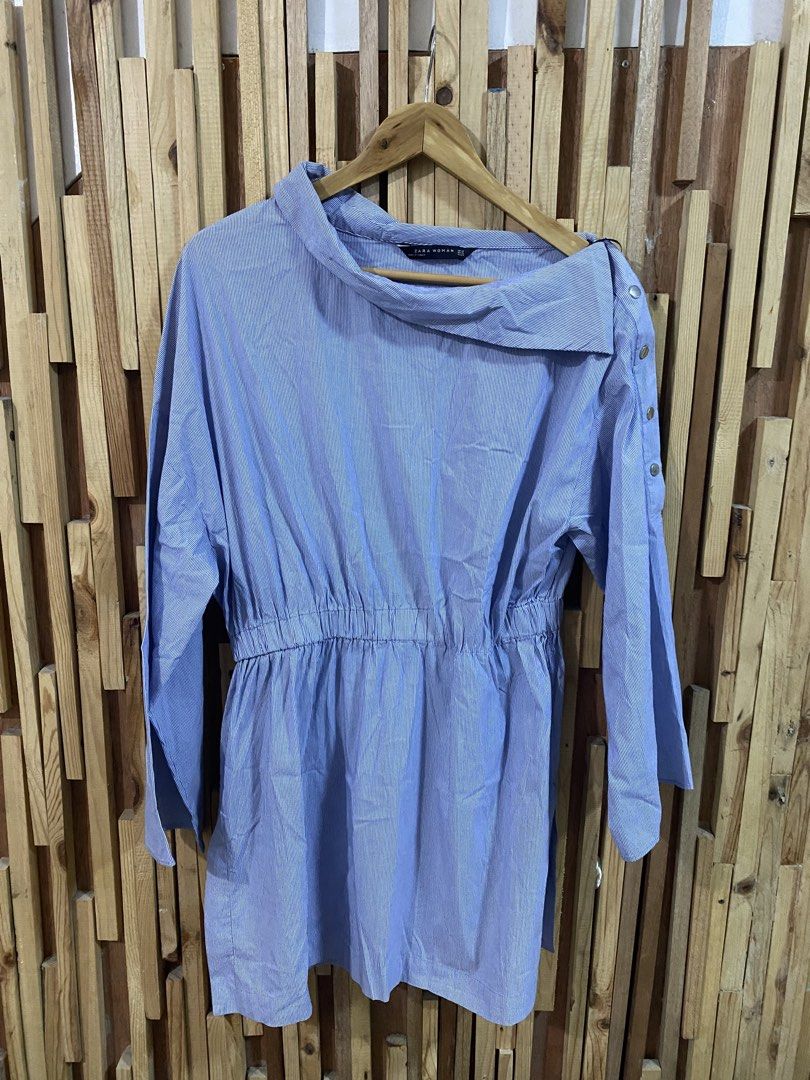 Zara Asymmetric Blouse (Category: Blouses) located in Mabalacat. Submitted by calmrabbit.ae2127 (Listing ID 1465294973, Image 2). Description: .