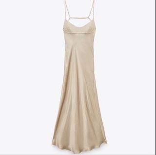 (Category: ) located in . Submitted by yourfashionpill (Listing ID 1465226182, Image 1). Description: .