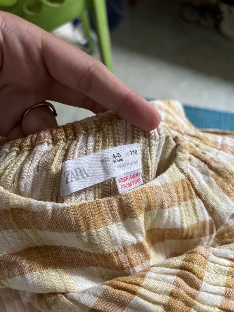 Zara dress (Category: Babies & Kids Fashion) located in Imus. Submitted by labella.mnl (Listing ID 1465280862, Image 3). Description: No flaws Super comfy Muslin cotton.