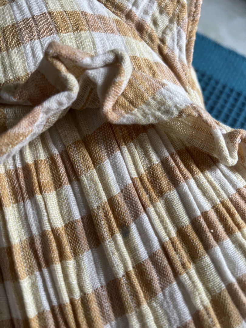 Zara dress (Category: Babies & Kids Fashion) located in Imus. Submitted by labella.mnl (Listing ID 1465280862, Image 2). Description: No flaws Super comfy Muslin cotton.