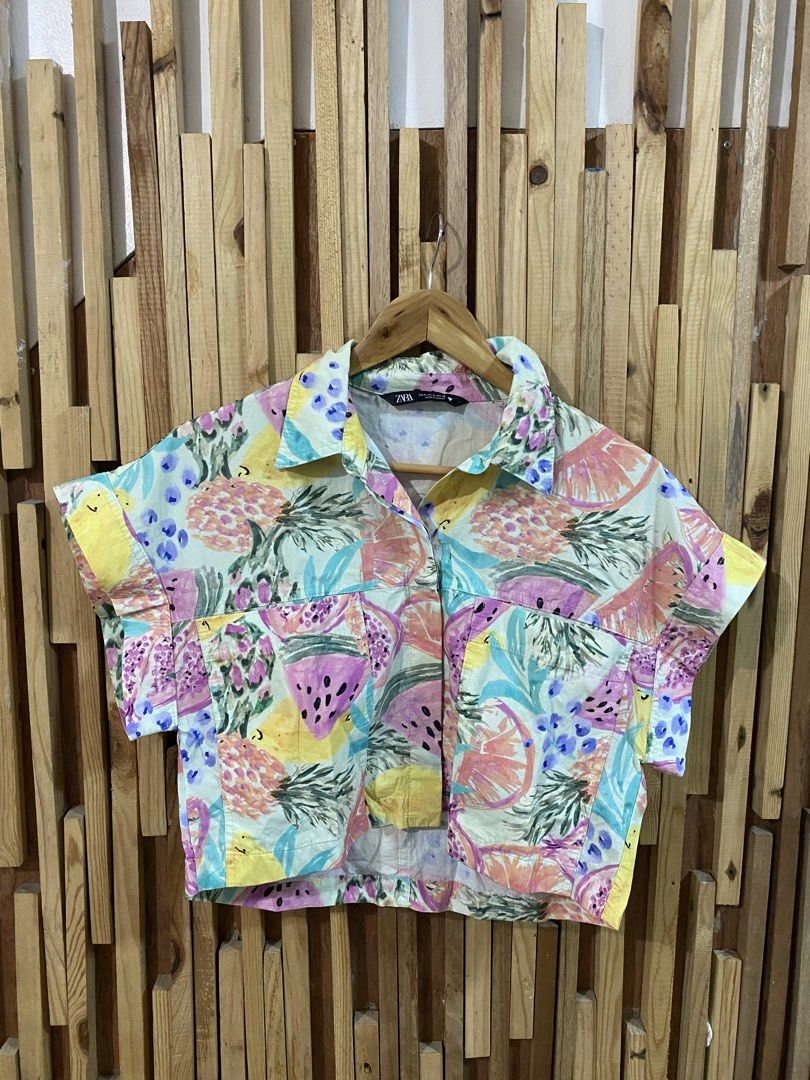 Zara Fruit Print Blouse (Category: Shirts) located in Mabalacat. Submitted by calmrabbit.ae2127 (Listing ID 1465296827, Image 2). Description: .