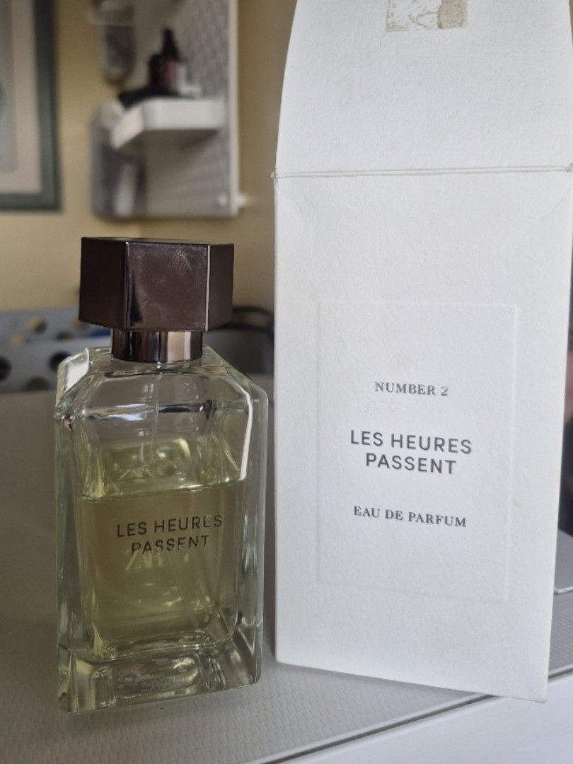 Zara Les Heures Passent Number 2 Eau De Parfum (Category: Fragrance & Deodorants) located in Manila. Submitted by enndrelithe (Listing ID 1465243713, Image 1). Description: Hello po! :) I'm selling my Zara Les Heures Passent Number 2 Eau de Parfum for only P650 [orig price: P1695]. Around 60+ percent pa sya [please see pic]. RFS: Need funds for my oathtaking 🥹 tyy!! Notes: bergamot, ginger, tonka bean Payment and Delivery: MOP: Maribank, GCash D