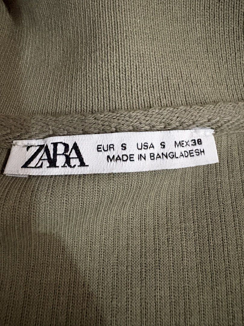 Zara Polo Shirt Olive Green (Category: Tshirts & Polo Shirts ) located in Mandaue City. Submitted by Jbumendo001 (Listing ID 1465315375, Image 3). Description: 💯 % authentic and legit Zara Polo Shirt Olive Green Size: S Condition 9/10 used 3 times only shirt only RFS: Too tight.