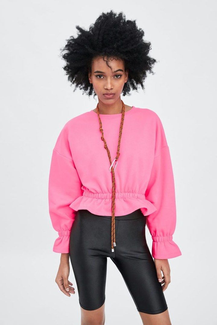 Zara Ruffle Sweater (Category: Longsleeves) located in Mabalacat. Submitted by calmrabbit.ae2127 (Listing ID 1465298702, Image 1). Description: .