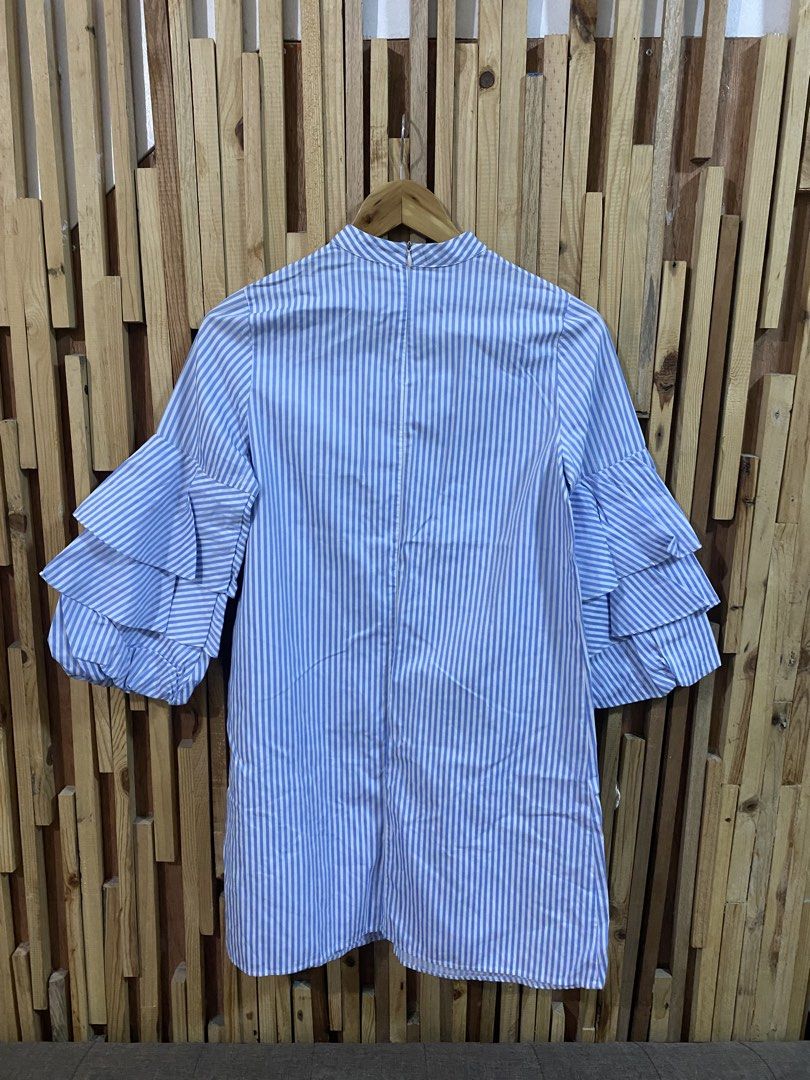 Zara Striped Ruffle Sleeve Dress (Category: Dresses) located in Mabalacat. Submitted by calmrabbit.ae2127 (Listing ID 1465293899, Image 3). Description: .