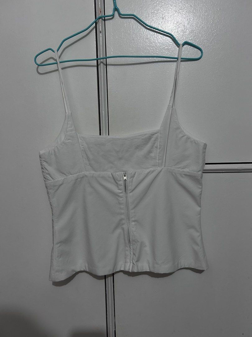 ZARA White Embellished Cami Top (Category: Sleeveless) located in Batac City. Submitted by cjl08 (Listing ID 1465298596, Image 2). Description: .
