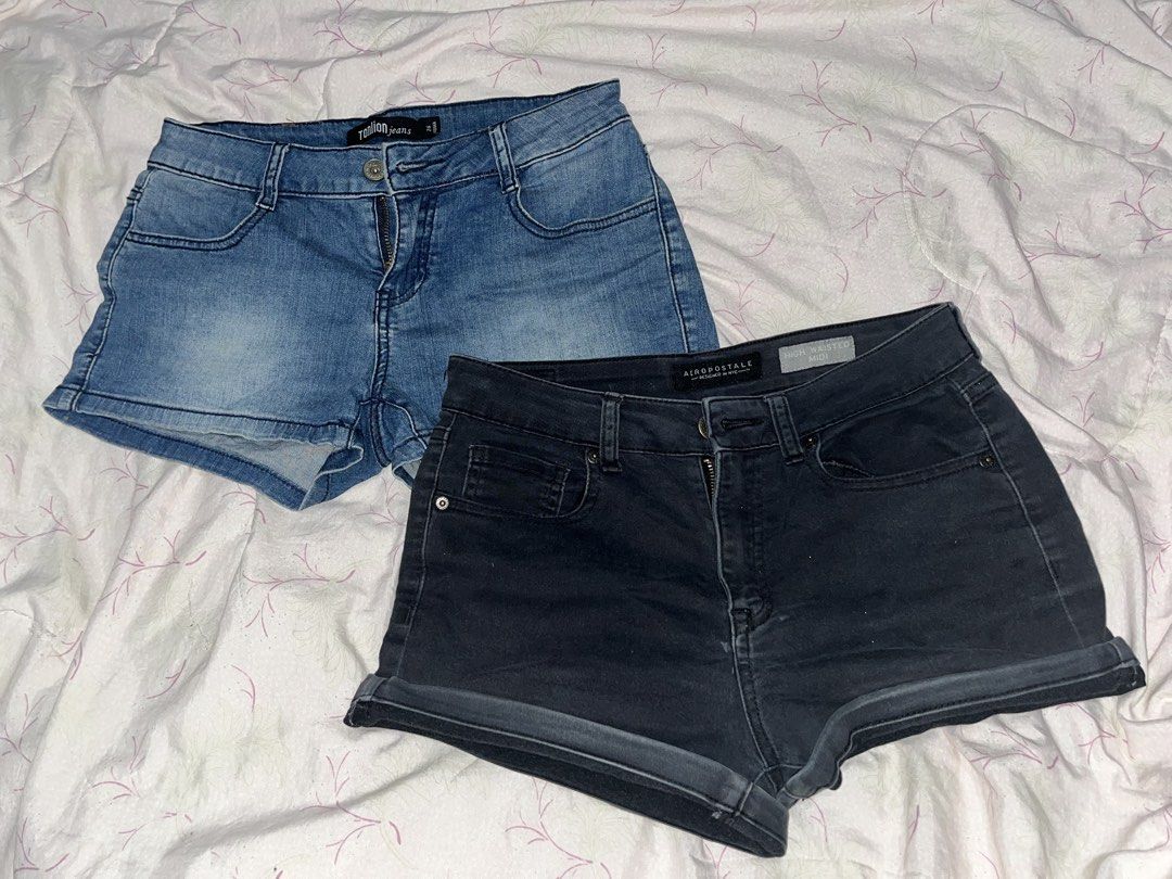 150 take all (Category: Shorts) located in Hermosa. Submitted by kennyneverdies (Listing ID 1467060947, Image 1). Description: 🍒 Aéropostale High Waisted Midi short (issue: back stitches) L: 13 Inch W: 28 Inch 💎Tonlion Jeans short (no issue) L: 11.5 Inch W: 26-28 Inch 🚚 Courier: J&T 📍 Location: Hermosa, Bataan 📩 PM me for inquiries!.
