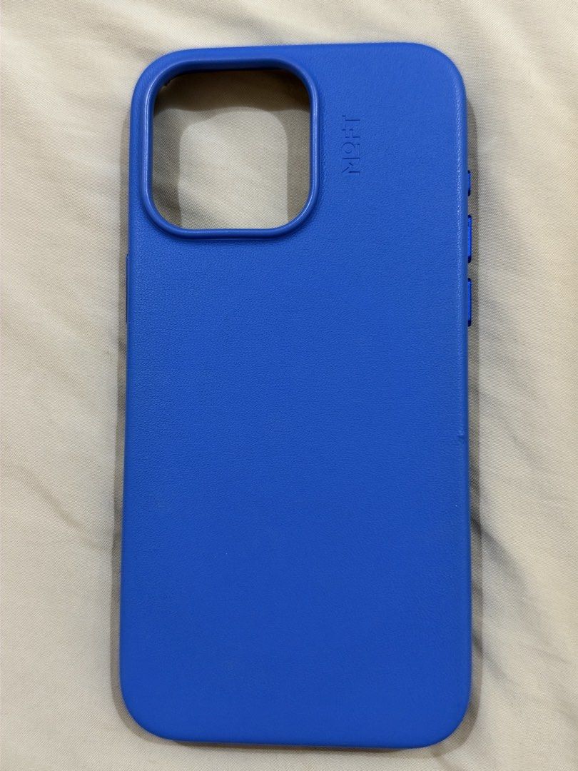 15 pro max cases take all - Moft, Ringke, Paragon Pieces (Category: Cases & Sleeves) located in Binan City. Submitted by trishysabie (Listing ID 1467115752, Image 2). Description: Assorted 15 pro max cases, take all for 1,500 please Moft Sapphire case originally 2k Pink Ringke case 750 orig price Paragon is orig price 800 each * 2 other 3 cases are generic ones from orange app.