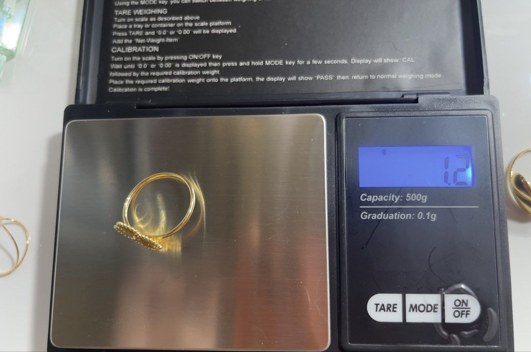 18k vca ring (Category: Rings) located in Malvar. Submitted by hddecants (Listing ID 1467155329, Image 2). Description: Personal pre loved ✨ Like new all except sa teardrop may scratches but very not noticeable unless titigan mo 🤣 18k saudi gold Prio take all ₽6850 per g S8 Vca - 1.2g S8 Teardrop - .8g S7 minimalist - .7g 2.7x6850=18,495 📍malvar batangas.