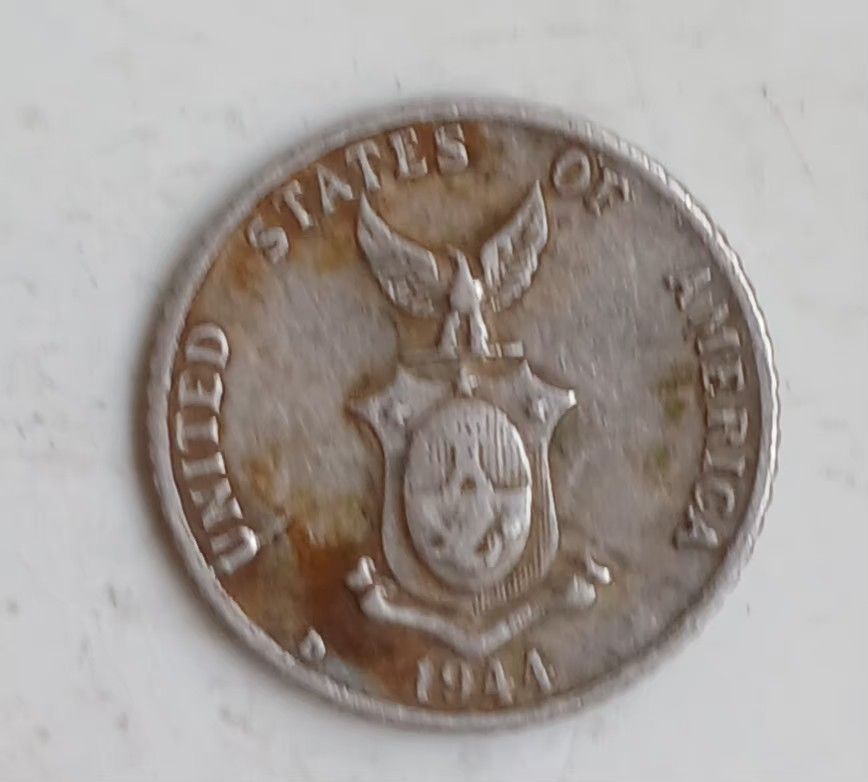 1944 D ten cemtavo silver coins (Category: Currency) located in Lipa City. Submitted by MAGBABALOT7 (Listing ID 1467114991, Image 2). Description: silver coi s.
