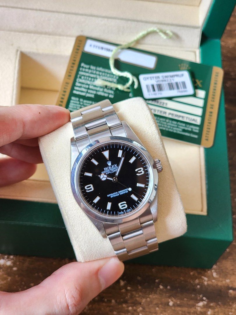 2008 Rolex Explorer 1 114270 complete (Category: Luxury Watches) located in Pasig City. Submitted by inverted6_ph (Listing ID 1467090353, Image 2). Description: 2008 Rolex Explorer 1 114270 36mm size. With rehaut already unpolished condition Comes complete with inner and outer box, warranty card and tag (with serial number) Asking 380,000php 📍Viewings can be done on our shop located at the Grove by Rockwell, Pasig 📲IG: Invertedsix DM for furthe