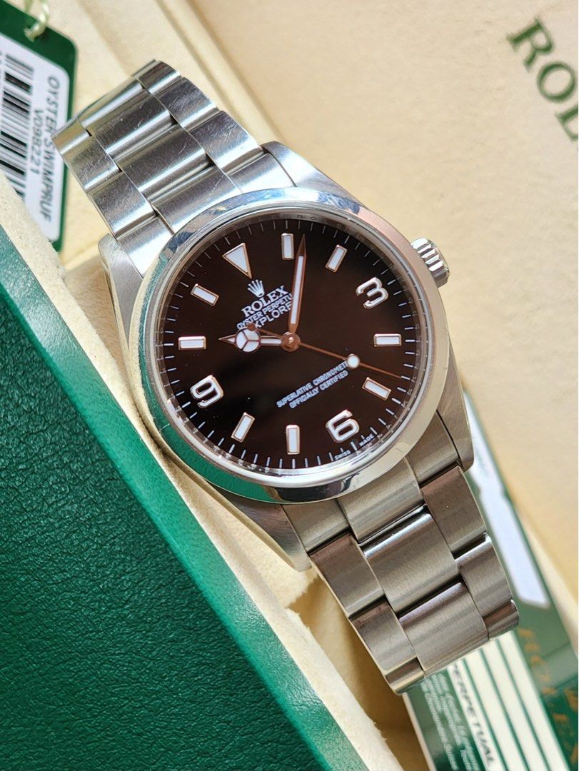 2008 Rolex Explorer 1 114270 complete (Category: Luxury Watches) located in Pasig City. Submitted by inverted6_ph (Listing ID 1467090353, Image 3). Description: 2008 Rolex Explorer 1 114270 36mm size. With rehaut already unpolished condition Comes complete with inner and outer box, warranty card and tag (with serial number) Asking 380,000php 📍Viewings can be done on our shop located at the Grove by Rockwell, Pasig 📲IG: Invertedsix DM for furthe