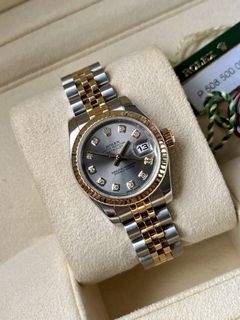 (Category: ) located in . Submitted by cebluxxe_watches (Listing ID 1467038414, Image 1). Description: .
