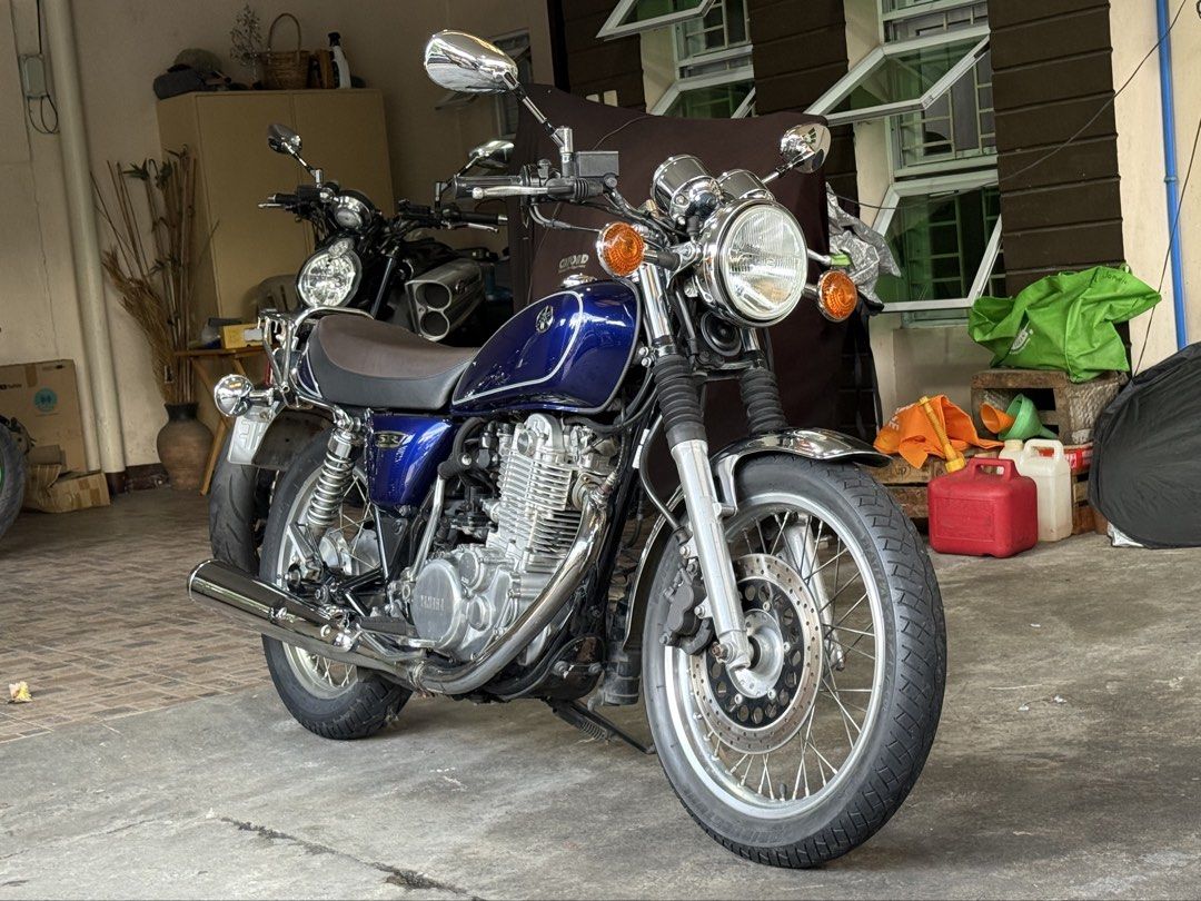 2018 Yamaha SR400 (Category: Motorbikes for Sale) located in Las Pinas. Submitted by peter09165089910 (Listing ID 1453784176, Image 1). Description: For sale: 2018 Yamaha SR400 9,000 kms mileage, all stock and original, no history of accident or drop, no issues, 280k slightly negotiable, Las Piñas area viewing. 09165089910.