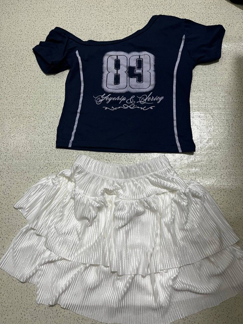 2 Tops & 1 Skort (Category: Sets or Coordinates) located in Valenzuela. Submitted by csjade (Listing ID 1467135356, Image 1). Description: TOPS: small SKORT waist: 28 inches length: 40 inches leg hole: 9.5 inches.