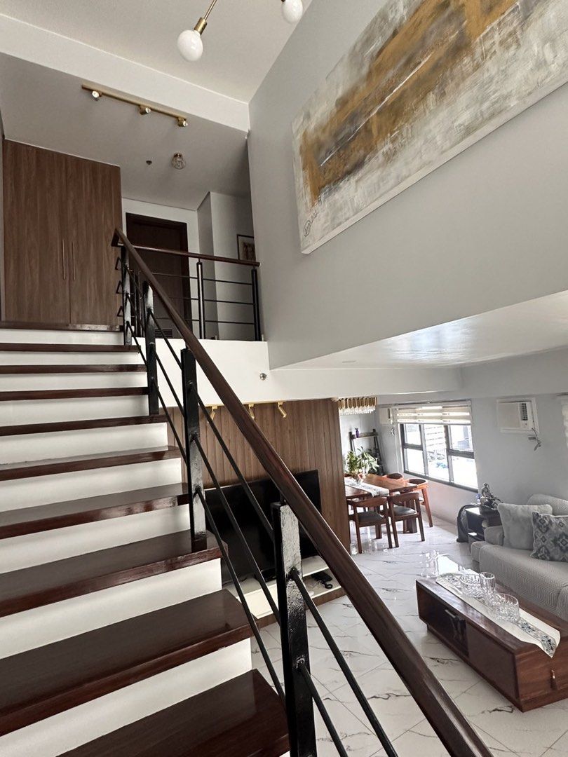 3 BEDROOM LOFT BGC (Category: Apartments & Condos) located in Makati City. Submitted by theacd (Listing ID 1467017192, Image 2). Description: We lowered the Price of our unit 33 to 31M Project Name: The Fort Residences Unit number 24J Originally its 133sqm but the upper open plan floor was extended and used extra 12sqm so lumaki siya 3bedroom/3toilet plus maidsroom with laundry and toilet With Parking 31M negotiable.