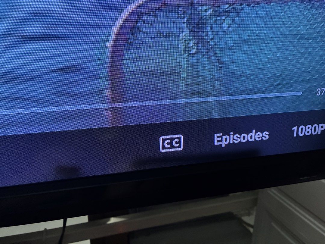 48 inch TCL 1080P LED TV (Category: TV) located in Manila. Submitted by jhie24 (Listing ID 1467144538, Image 3). Description: - Brand/Model: TCL LED48B2610 - Resolution: Full HD 1080p display - Condition: Tested & working - Design: Classic black bezels with TCL branding, includes wall bracket, no stand. Issue1:with loose plastic inside ( see 3rd image) Issue2: Intermittently nawawala ang sound pag nasa mainit na room. Recommended usage: Based on 