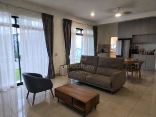 (Category: ) located in . Submitted by mudah1562310 (Listing ID 1456035546, Image 1). Description: .