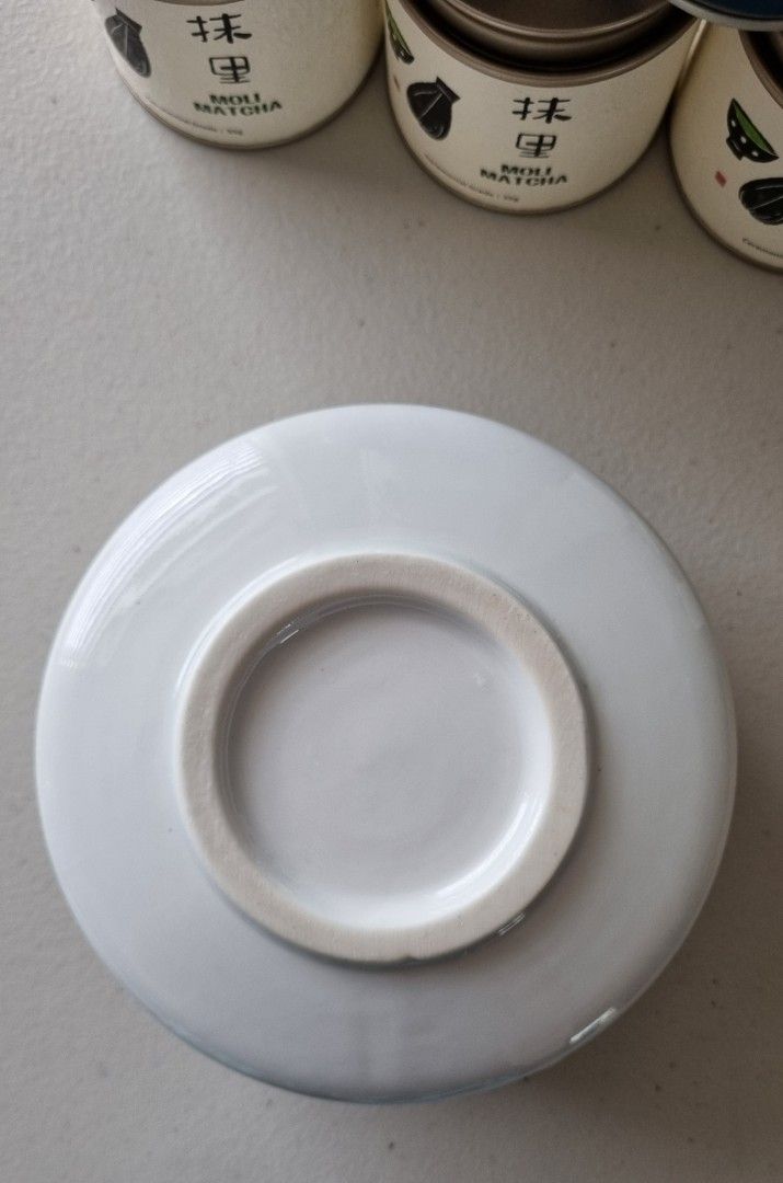 9 Empty Matcha Tins + FREE Matcha Bowl (Category: Coffee & Tea Tableware) located in Muntinlupa City. Submitted by prh-87494 (Listing ID 1467054999, Image 3). Description: Read: Upon close inspection, one Moli tin and one SuperFood Grocer tin have a dent (see photos) - 9 clean and empty matcha tins with bowl - 4x Moli Matcha ceremonial grade tins (35g each) - 5x Superfood Grocer Nami (30g each) - Includes a white ceramic tea bowl with a ribbed ex