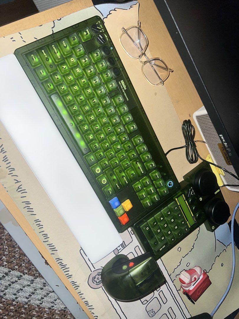 8BitDo Retro Mechanical Keyboard Mouse and Numpad Bundle (Category: Computer Keyboard) located in Manila. Submitted by sale.thingz (Listing ID 1467151393, Image 2). Description: Title: 8BitDo Retro 87 Mechanical Keyboard + Retro 18 Numpad + Retro R8 Mouse Set Selling my 8BitDo Retro Green Set 💚 Complete setup with a matching retro gaming aesthetic! Perfect for gamers, work-from-home setups, and anyone who loves a unique mechanical keyboard. Incl