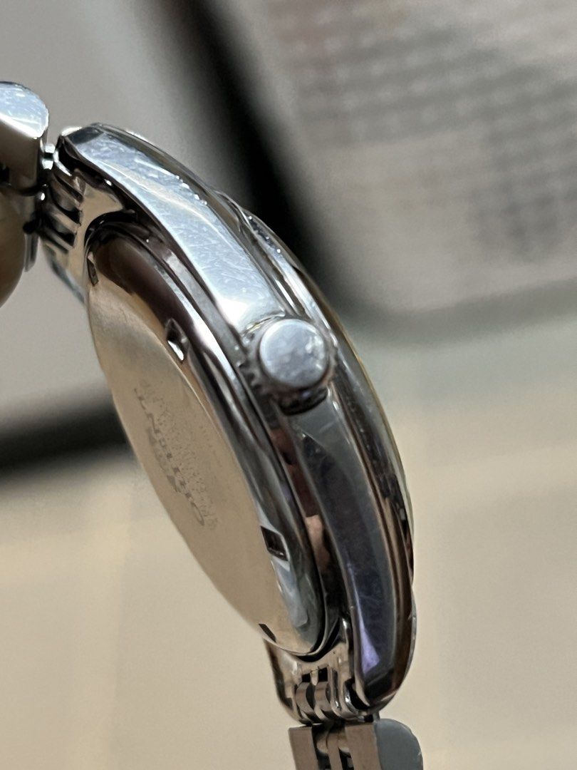 中古表 （分類：手錶）位於 Hong Kong。 由 kihing428 提交（商品編號 1467098718，圖片 3）。簡介： 中古東方自動日历＇原装表頭，靓面後配鋼帶＇直径40 mm。