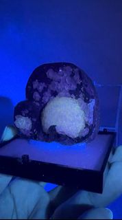 （分類：）位於 。 由 js_minerals_collection 提交（商品編號 1467011935，圖片 1）。簡介： 。