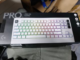 （分類：）位於 。 由 despairstore 提交（商品編號 1467052946，圖片 1）。簡介： 。