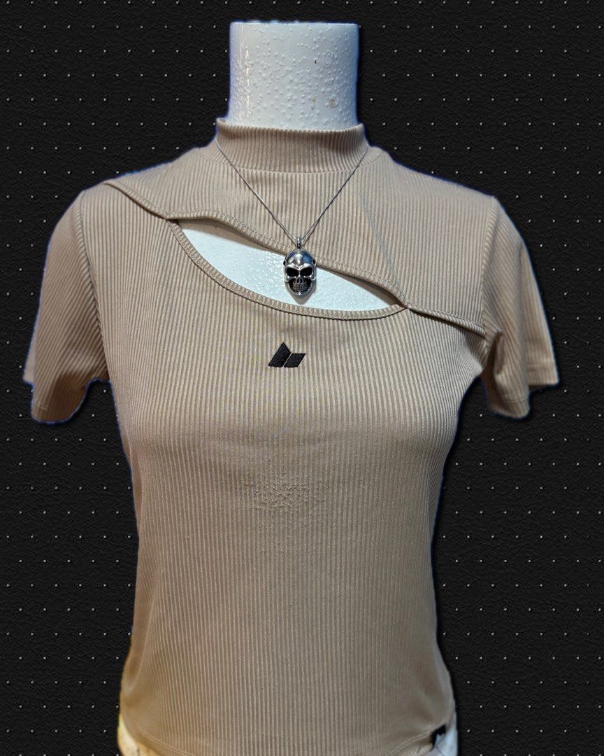 °+* LADY MACBETH BUNDLE ☠️ Y2K / Cyber Alt Tops (Medium & Large) *+ (Category: Shirts) located in Quezon City. Submitted by zieliv (Listing ID 1466971645, Image 2). Description: DECLUTTERING! ☠️ Kindly read the description before inquiring. If interested, send me a message. Get or pass is appreciated. °+* For sale preloved items! *+° Mine now and pay within 24 hrs after invoice. ITEM DETAILS (BUNDLE OF 2) 🫶🏻 Brand:💋 Lady Macbeth / Macbeth Stud