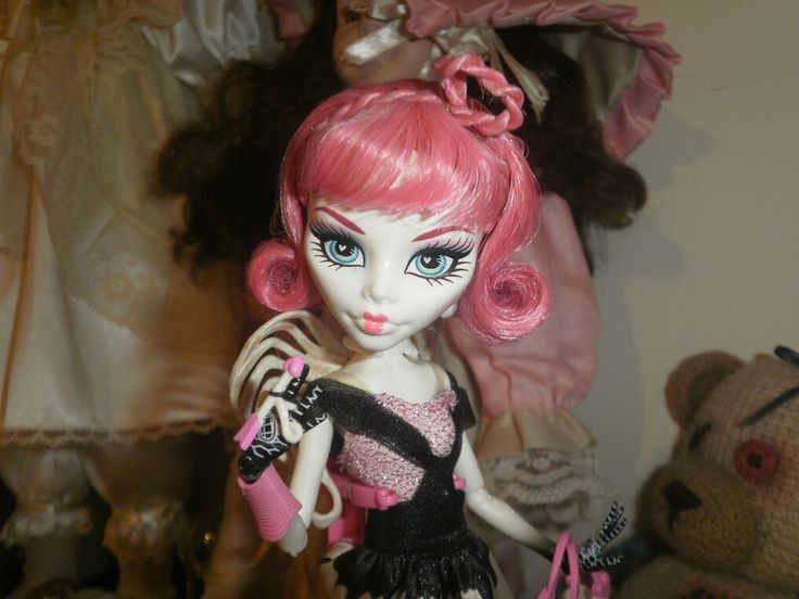 LF/LOOKING FOR G1 CUPID ASTERIA MONSTER HIGH (READ DESCRIPTION) (Category: Looking For) located in Manila. Submitted by d0llc0r3 (Listing ID 1467163517, Image 1). Description: ⊹ Incomplete/missing accessories are fine ⊹ Must at least have her clothes ⊹ Budget is flexible! DM me if you're willing to sell yours!.
