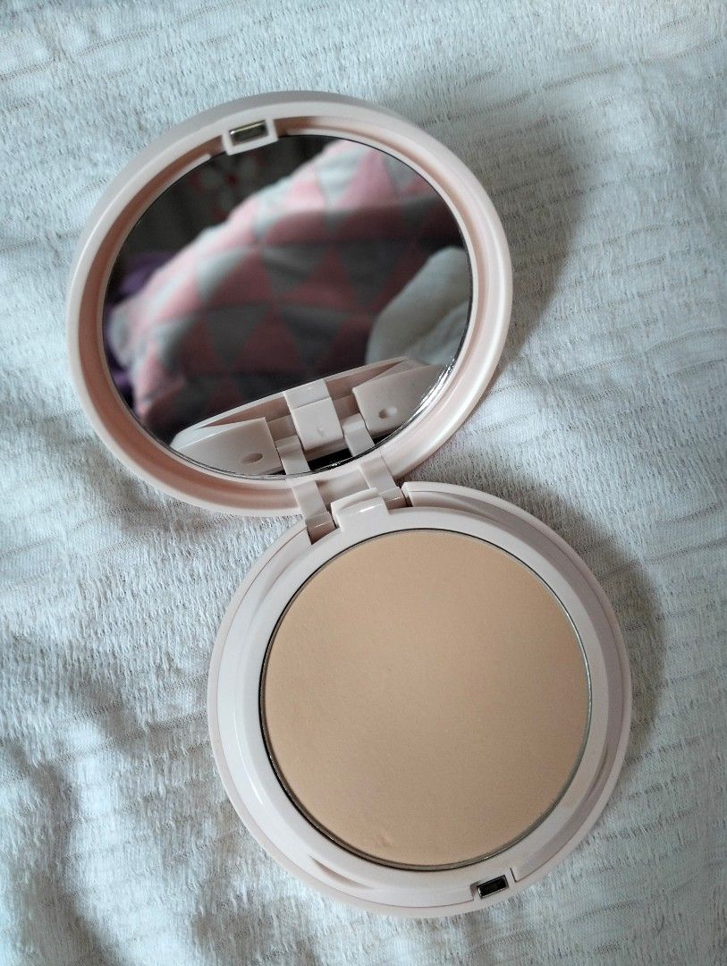 ⋆ Sea Makeup Powder Smooth & Blurring Foundation (Category: Makeup) located in Koronadal. Submitted by luxia.nia024 (Listing ID 1467066830, Image 2). Description: ⋆ Sea Makeup Powder Smooth & Blurring Foundation — Pennacotta ₱196.