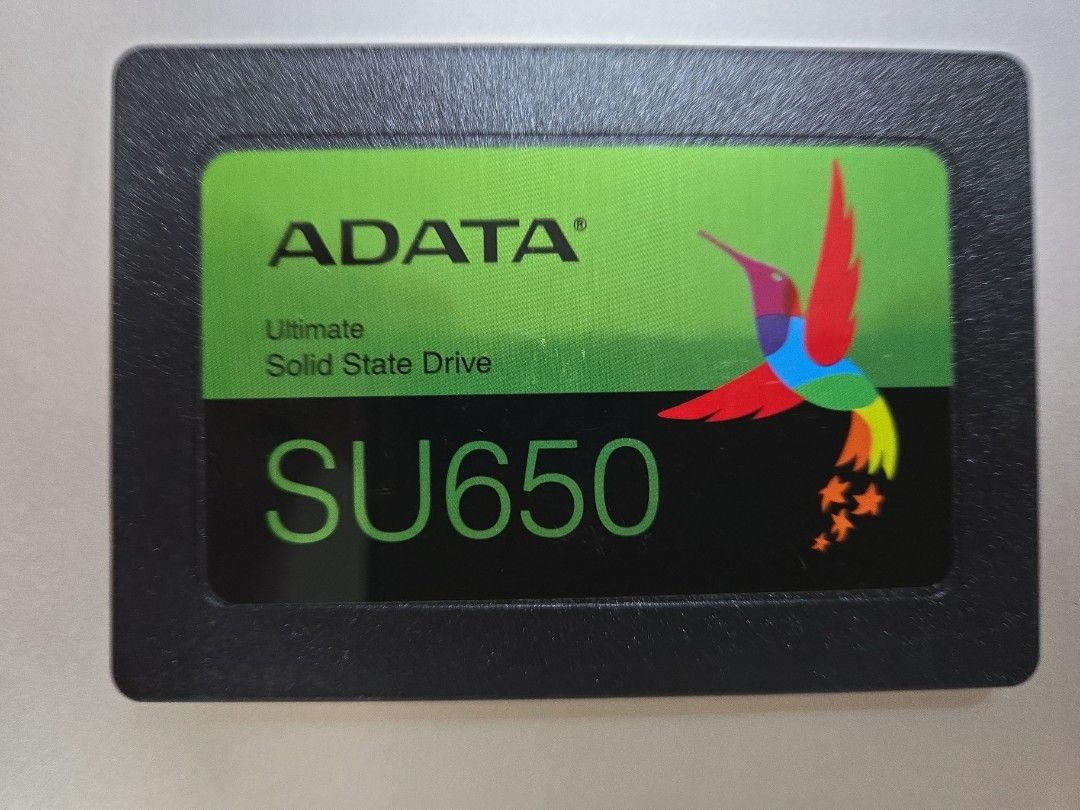 ADATA SU650 480GB SSD 固態硬碟 （分類：硬碟及儲存器）位於 Hong Kong。 由 ulefone02 提交（商品編號 1467121001，圖片 1）。簡介： ADATA SU650 480GB 2.5吋 SATA SSD，健康狀況100%正常。用左好少時間（19小時），通電時間極短，讀寫正常。速度快，行SATA 6Gb/s，升級電腦或者做外置碟都好啱使。有檢測圖睇，運作完全正常。交收時包測試，有興趣可以留訊息。。
