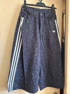 （分類：）位於 。 由 mollyak 提交（商品編號 1466997747，圖片 1）。簡介： 。