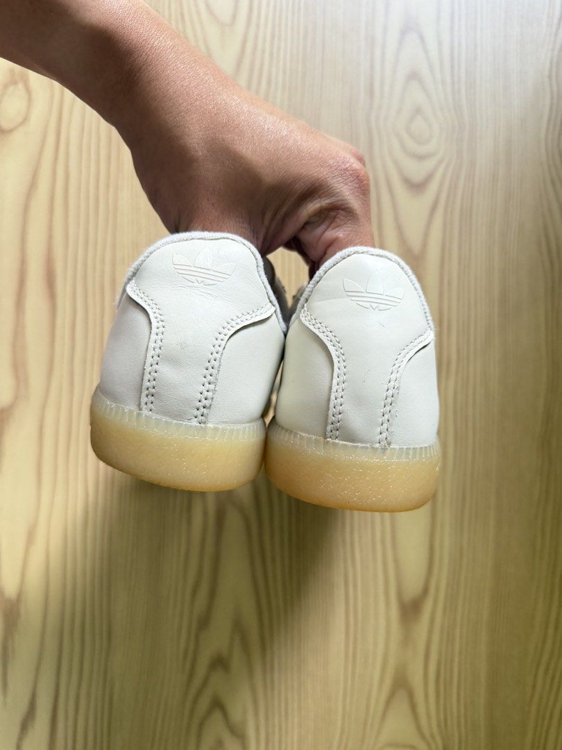 Adidas BW Army white and gum (Category: Sneakers) located in Manila. Submitted by jasonkicksph (Listing ID 1467047127, Image 3). Description: Adidas BW Army white and gum 5US | 23CM Like new, pair only 2,500 free shipping (SRP is ₱9,000).